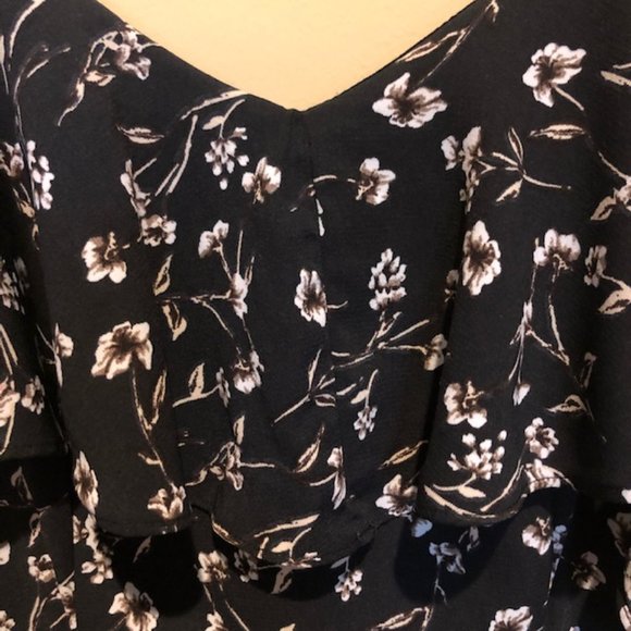 J.O.A. Floral Cold-Shoulder Jumpsuit - XS - Picture 6 of 8